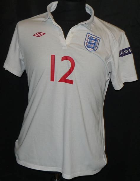 England Womens Teams football shirt 2009 - 2010. Added on 2012-08-01, 00:18