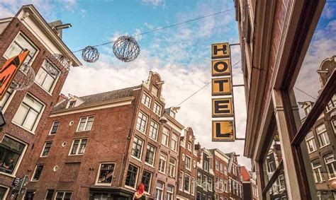 10 Best Cheap Hotels in Amsterdam From € 34 / £ 29 in 2024