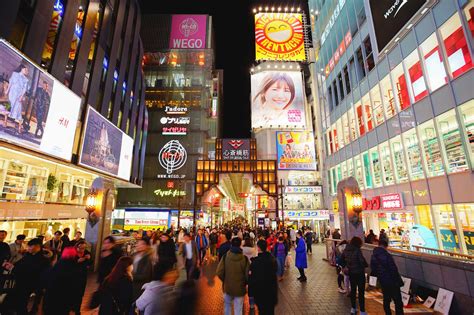 9 THINGS YOU NEED TO KNOW ABOUT THE SHINSAIBASHI-SUJI SHOPPING DISTRICT - Osaka Hacks | The Life ...