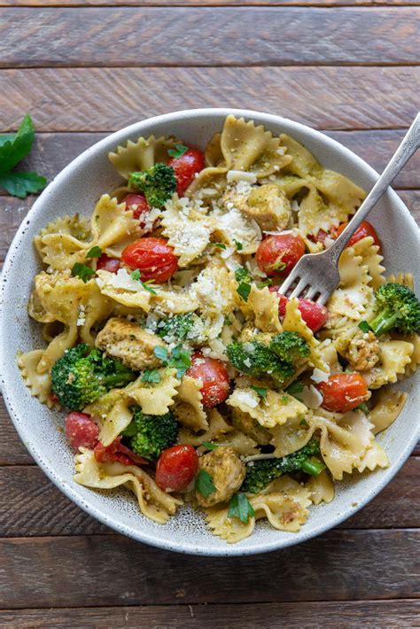 Chicken Pesto Pasta with Broccoli Recipe - The Wanderlust Kitchen