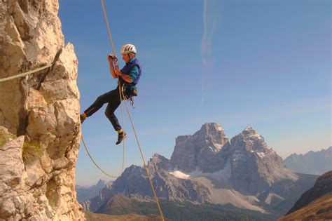 Advanced rock climbing course on mountain routes - Dolomiti SkiRock