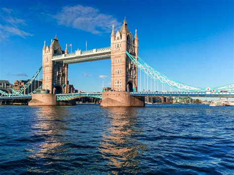 Die Tower Bridge in London - das Wahrzeichen über der Themse | Loving ...