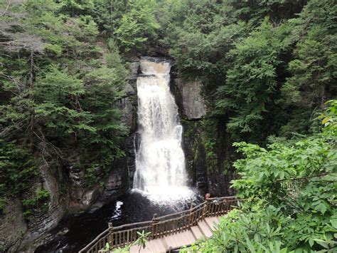 Seven Gorgeous Waterfalls You Should See in the Poconos