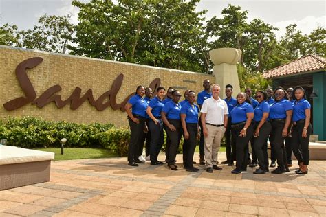 SANDALS ROYAL CURACAO OPENS WITH HELP FROM TEAM B’DOS | Barbados Advocate