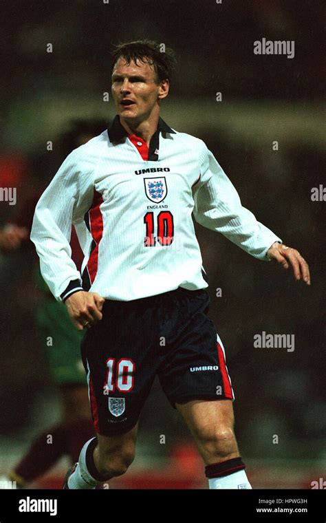 TEDDY SHERINGHAM ENGLAND & MANCHESTER UNITED FC 23 April 1998 Stock ...