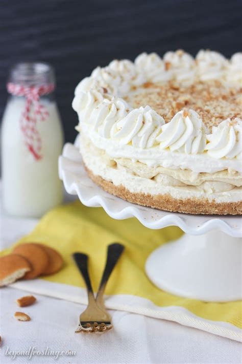 No-Bake Banana Pudding Cheesecake - Beyond Frosting