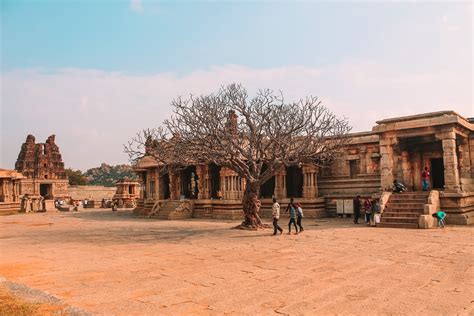 Explore The Ancient Ruins of Hampi 1