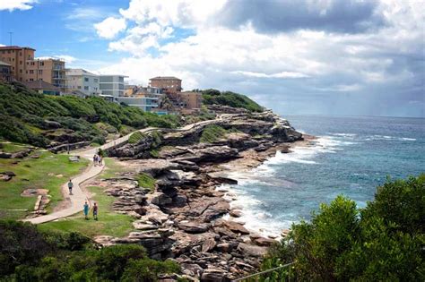 Bondi to Coogee Walk - Sydney Coast Walks