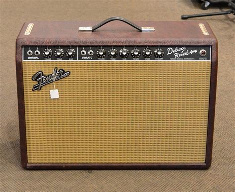 fender deluxe reverb amp. vintage. | Fender guitar amps, Fender deluxe ...