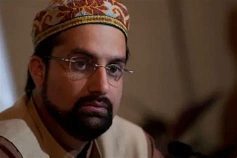 Hurriyat Leader Mirwaiz Umar Farooq Released from House Arrest After 19 Months