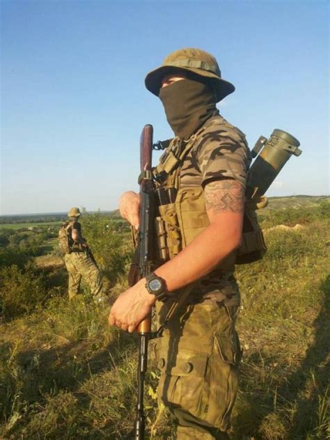 Russian neo-Nazi "Kornilovtsy" battalion operating in Ukraine ...