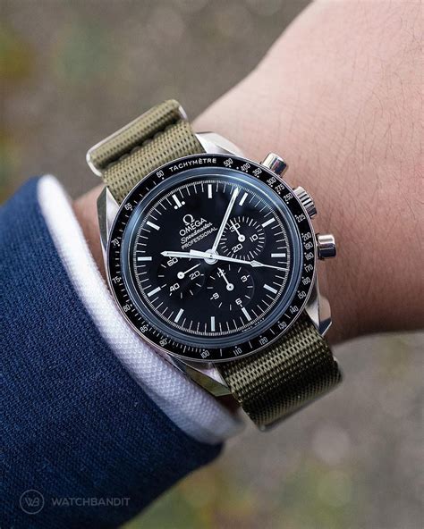 Omega Speedmaster Professional Strap Guide by WatchBandit - WatchBandit