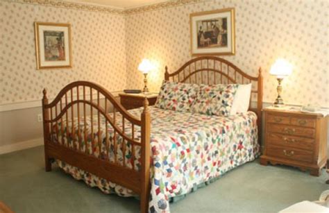 Christmas Farm Inn - Jackson : Rates, photos and reviews