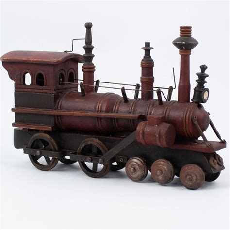 Sold at Auction: Vintage Leonardo Luna Toy Train