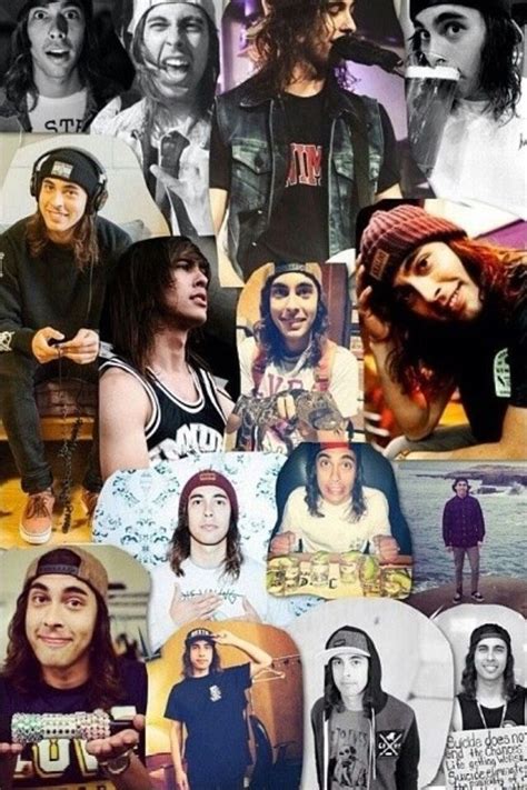 Vic Fuentes Pierce the veil | Pierce the veil, Vic fuentes, Music bands