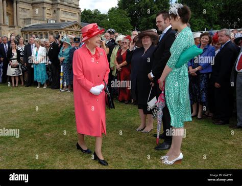 Buckingham Palace garden party Stock Photo - Alamy