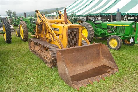 John Deere 440 crawler loader | At the Nittany Antique Machi… | Flickr