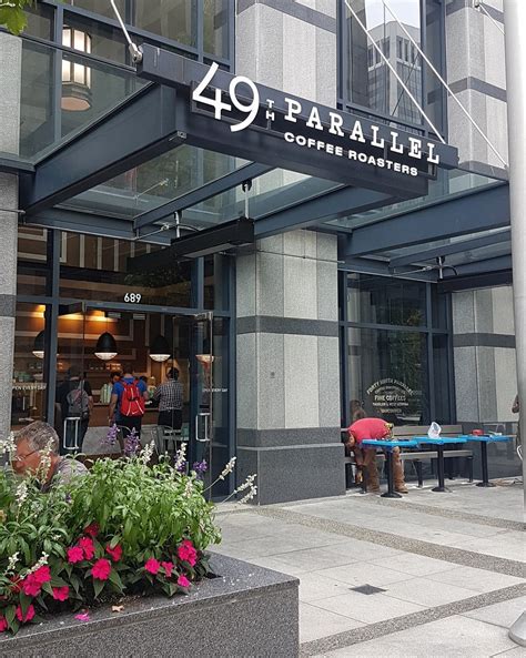 49th Parallel Coffee Roasters (Downtown)