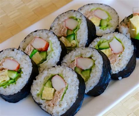 Descubrir 85+ imagen sushi japan roll - Viaterra.mx