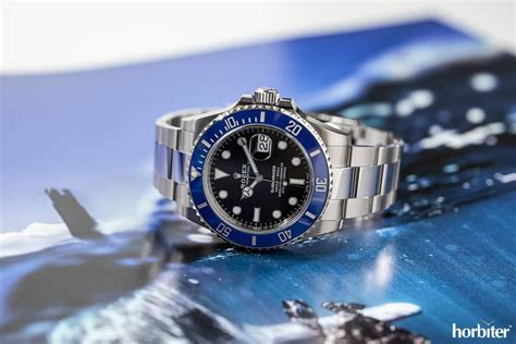 The Rolex Submariner 126619LB White Gold Blue Bezel watch hands-on