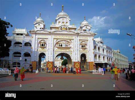 Sikh gurudwara nanded india hi-res stock photography and images - Alamy