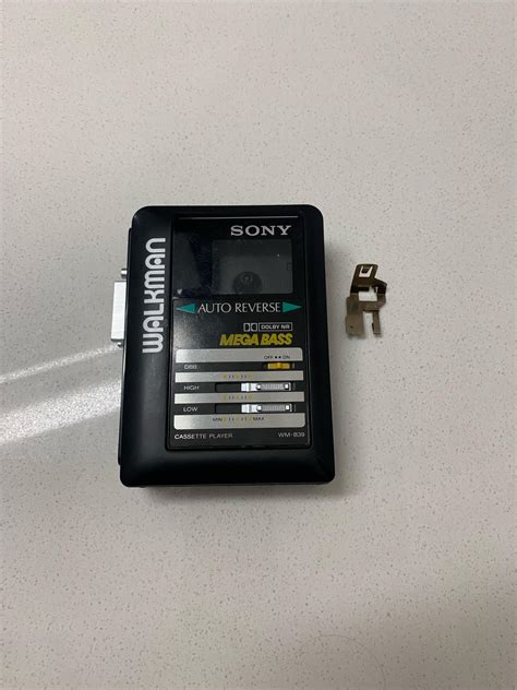 Need some help with Walkman repair : r/walkman