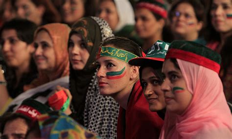 PTI wants more women at its Friday gathering - Pakistan - DAWN.COM