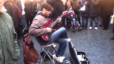 Street guitarist plays Stairway To Heaven - YouTube