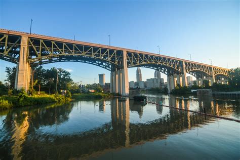 Lorain-Carnegie Bridge (Cleveland, 1932) | Structurae