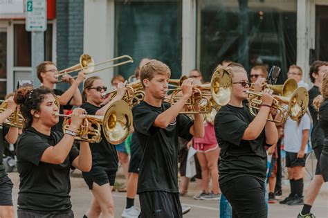 Columbus Day's Parade - Event Photography | Rival Design