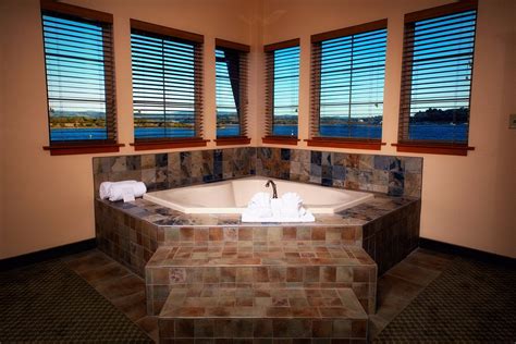 THE 37 BEST Oregon Coast Hotels with Jacuzzi Suites ️ 2024