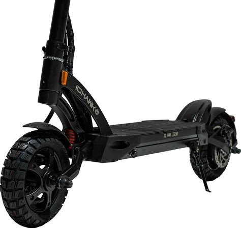 IO HAWK Legend: An e-scooter for the demanding