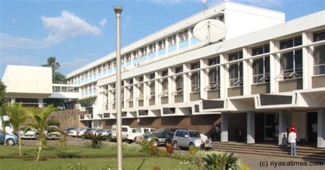 Malawi university postpones college opening over fee hike court injuction - Malawi Nyasa Times