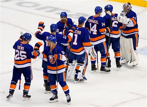 New York Islanders Win First Game of Qualifying Round