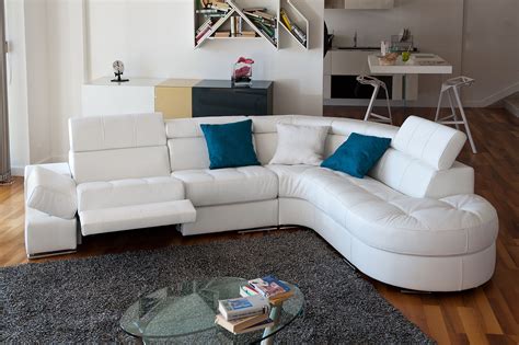 Elegant Curved Sectional Sofa in Leather Moreno Valley California Antonio-Salotti-Roxanne