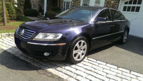 Purchase used Volkswagen Phaeton, Luxury Sedan in Greenwich ...