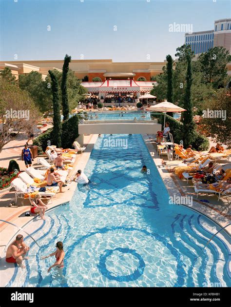 USA, Nevada, people relaxing on pool of Wynn Las Vegas Hotel, elevated view Stock Photo - Alamy