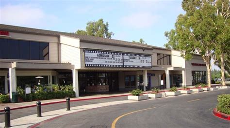 AMC Woodbridge 5 in Irvine, CA - Cinema Treasures