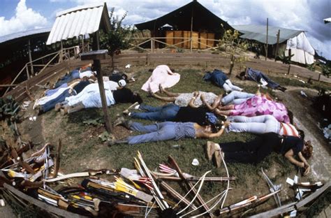 Horrible Photos From the 1978 Jonestown Massacre, the Worst Mass Murder ...