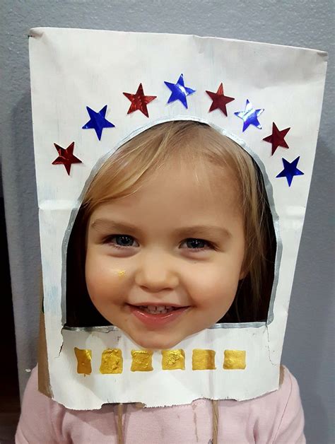 DIY paper bag astronauts helmet | Space crafts for kids, Outer space crafts for kids, Space ...