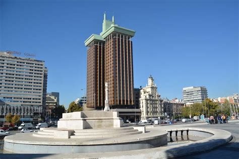 Plaza de Colón y Jardines del Descubrimiento - Mirador Madrid