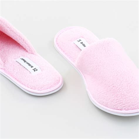 Inspirasi Terkini Pink Slippers, Sandal Miniso