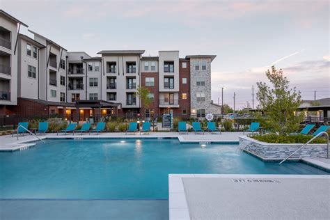 The Luxe At Cedar Hill - 55+ Active Senior Living