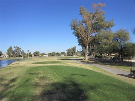 Ahwatukee Country Club, Phoenix, Arizona - Golf course information and reviews.