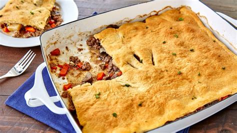 Crescent-Topped Beef Pot Pie Recipe - Pillsbury.com