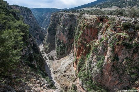 word choice - What are the differences between "valley", "gorge", "ravine", "canyon", and "gully ...