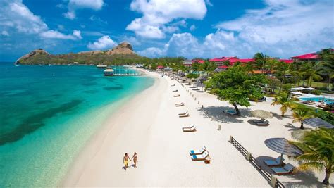 21 Best beaches in Saint Lucia - Ultimate guide (November 2024)