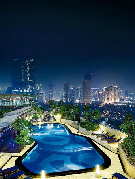 Hotel Indonesia Kempinski Jakarta Pool: Pictures & Reviews - Tripadvisor