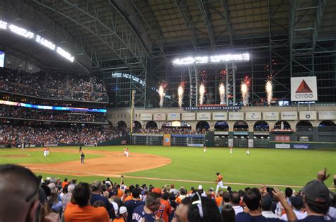 The Astros Experience in Houston | Baseball & Food