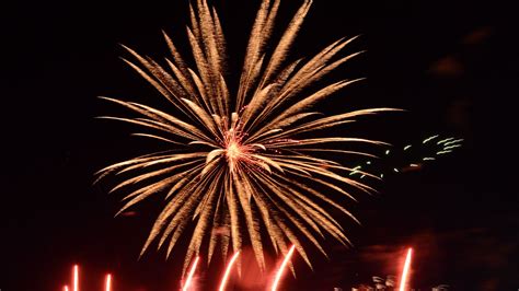 Download wallpaper 1920x1080 fireworks, explosion, sparks, light, dark ...